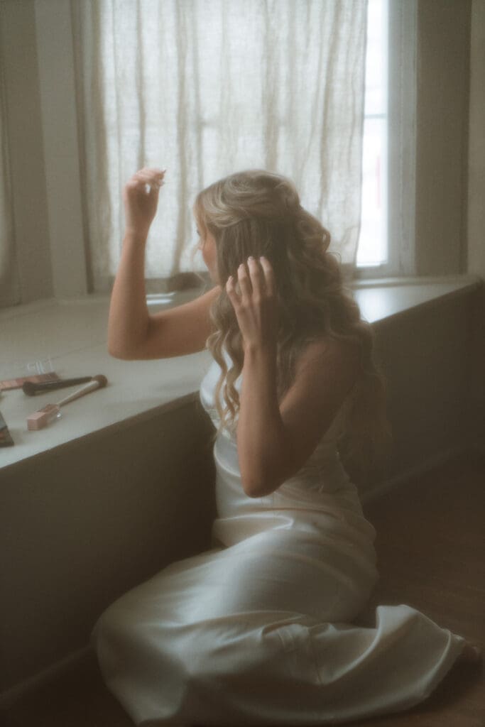 A Catskills winter elopements with Colton and Alexa while sharing a private vow exchange